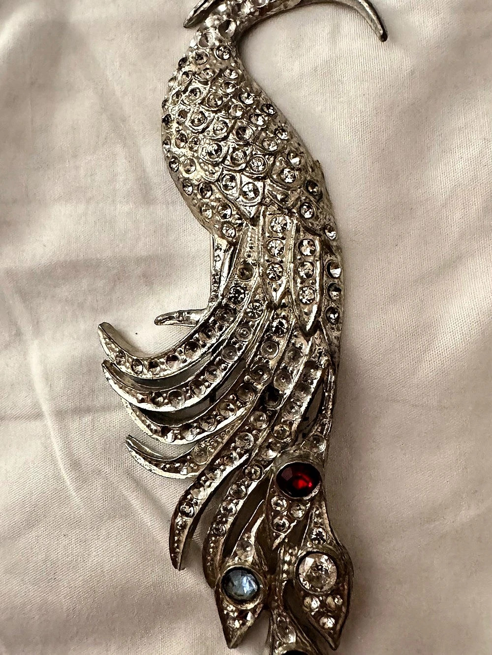 Vintage Silver-Tone Peacock Rhinestone Brooch Silver & Multicolor
